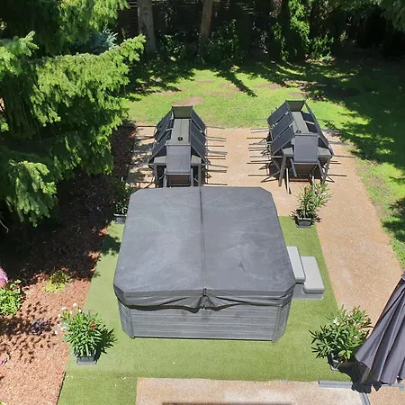 Apartment Emerald Grove *