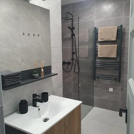 Emerald Grove Apartment Siófok