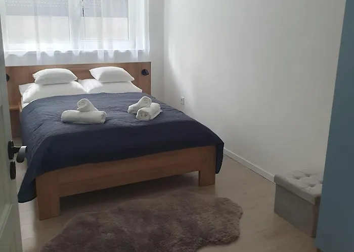 Emerald Grove דירה *