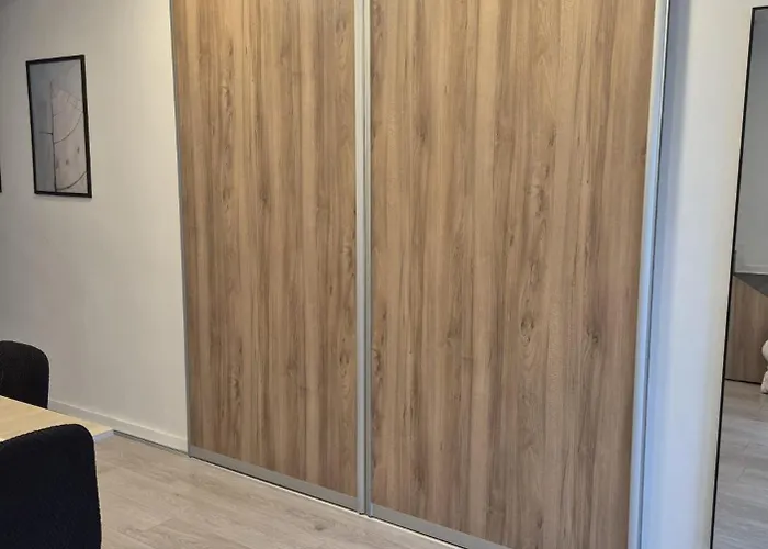 Emerald Grove דירה